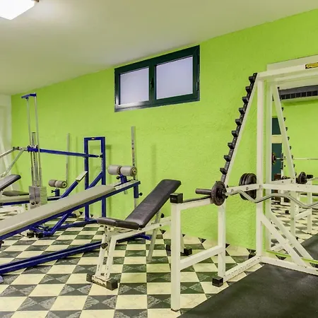 Nevada 3* Μπελάρια-Ιτζέα Μαρίνα