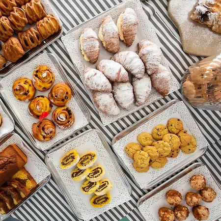 Ξενοδοχείο Nevada Μπελάρια-Ιτζέα Μαρίνα